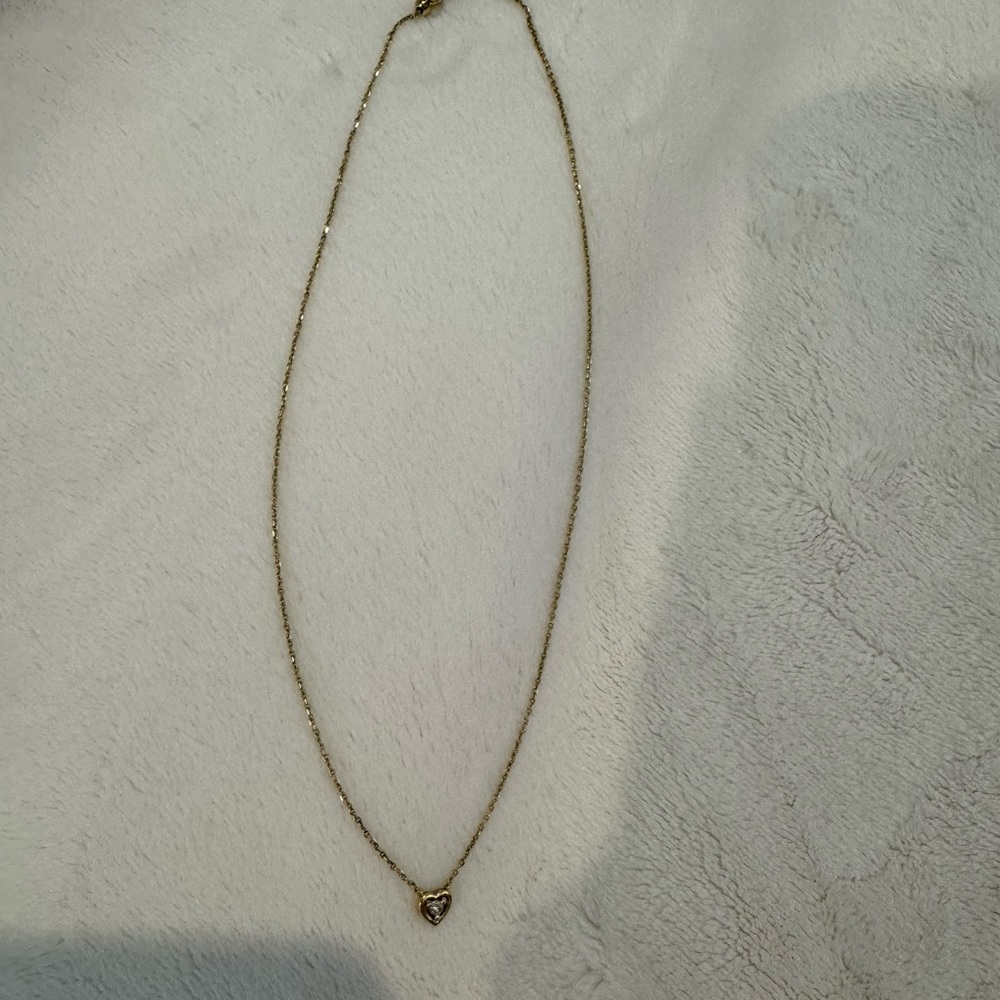 14kt gold heart diamond necklace